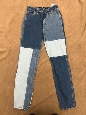 Hollister Vintage Stretch Ultra High-Rise Mom Jeans - Dark Blue